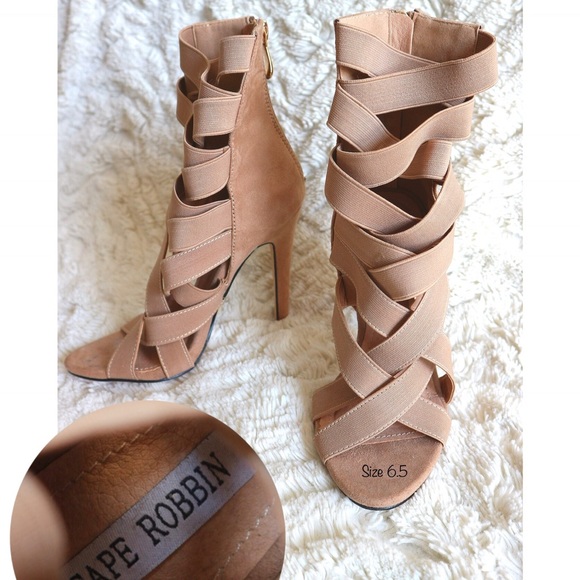 Nude Suede strappy heel - Picture 2 of 5